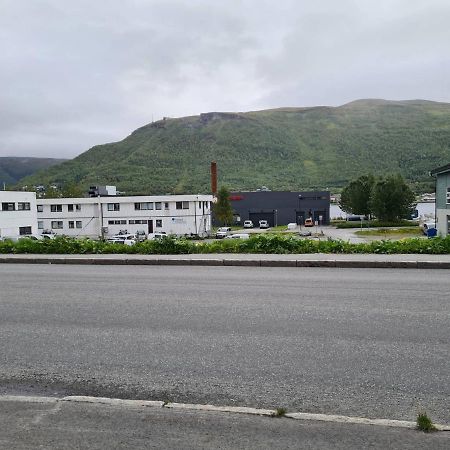 Centre Tromso Apartment Bagian luar foto